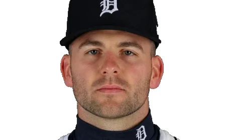 Royals Secure Contract with Pitcher Alex Lange