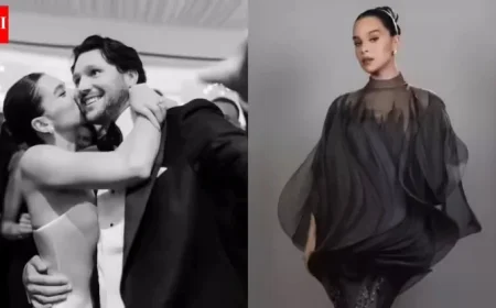 “NFL Fans Mock Hailee Steinfeld Over Outfit Amid Pregnancy Speculations”