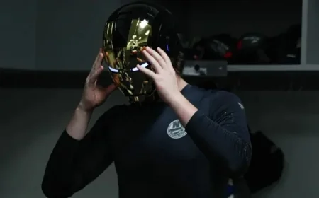 Ritchie Secures 3-2 Victory Over Dallas with Iron Man Mask