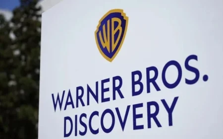 Paramount, Comcast, Netflix Submit Bids for Warner Bros. Discovery