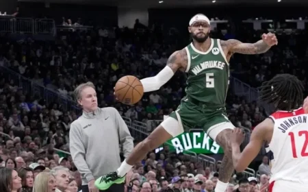 Bucks Dominate 81-77 in Third Quarter Minus Giannis