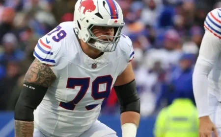 Spencer Brown Faces Texans While Injured