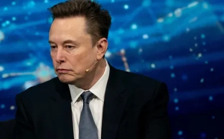 Elon Musk Predicts AI, Robotics Will Make Work Optional by 2043