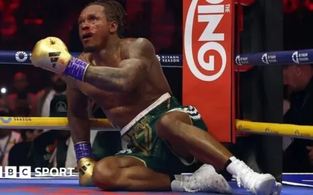 Benavidez Defeats Yarde in Bloody Seventh Round for World Title