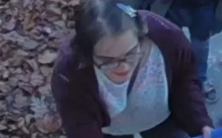 Wisconsin Woman Cuts Bracelet, Leaves Home After Slender Man Stabbing