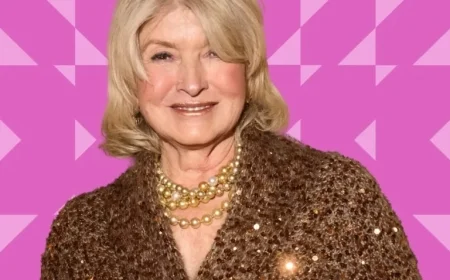 How Martha Stewart’s ‘Entertaining’ Revolutionized Hosting Traditions​