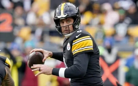 Aaron Rodgers’ Injury Update: Will He Face the Bears?