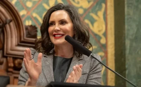 Editorial: State Must End Political Slush Funds