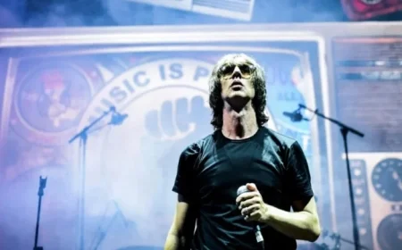 Oasis Support Artist Headlines Summer Series Concert
