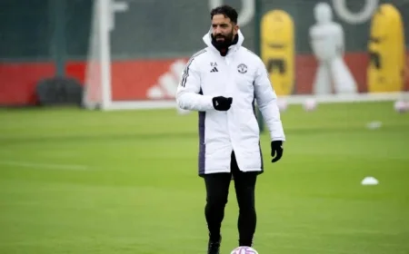 Amorim Engages Academy Talent in Dynamic Address