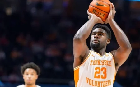 Tennessee Ranked 20/17 Faces Rutgers in Hoops Showdown