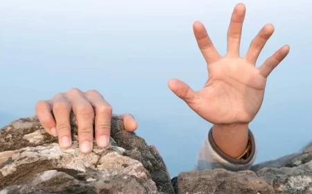 Dow Jones Futures Surge; Key Stocks Tesla, Palantir, Broadcom Rise