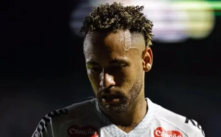 Neymar Struggles to Regain Form