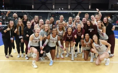 No. 2 Seed Volleyball Sweeps Vanderbilt, Advances to SEC Semifinals