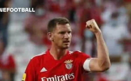 Vertonghen Sees “Harmful Pressure” Ahead of Crucial Ajax-Benfica Clash