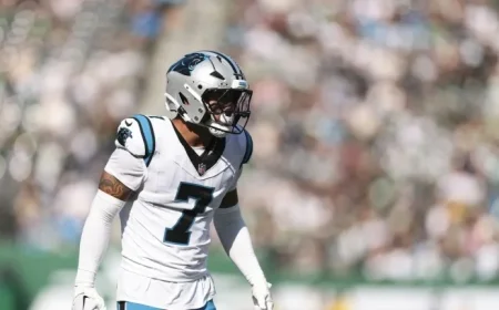 Tre’von Moehrig Suspended for One Game After Punching Jauan Jennings