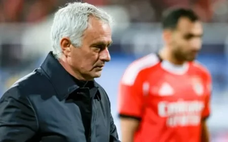 Mourinho Reunites and Welcomes Former Player at Johan Cruijff ArenA