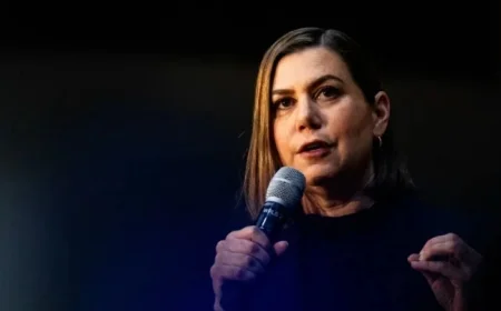 FBI to Interview Six Democrats Accused by Trump of Sedition