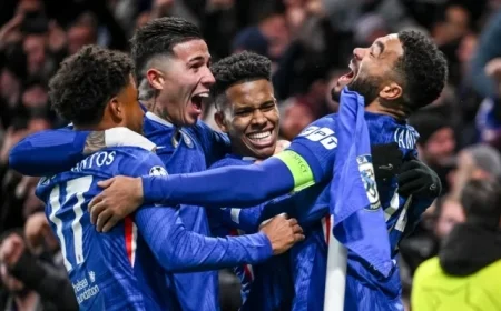 Chelsea Triumphs 3-0 Over Barcelona in Champions League: Reactions and Ratings