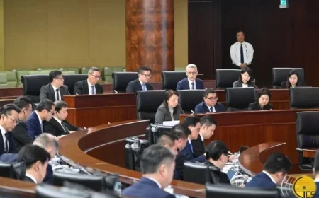 Economy Secretary Predicts Cautious 2026 GDP Outlook