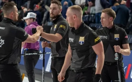 Jacobs Defeats Dunstone, Nears Bye to Canadian Curling Final