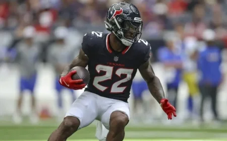 Seahawks Sign Running Back Cam Akers