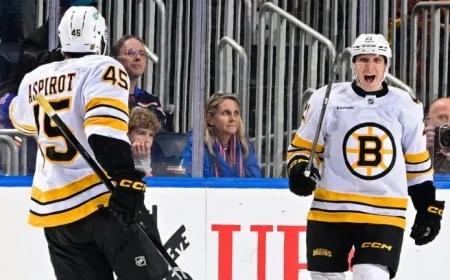 Steeves Scores Twice as Bruins Beat Islanders