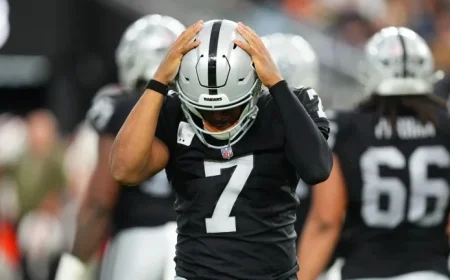 Geno Smith Apologizes for Offensive Gesture Toward Fans