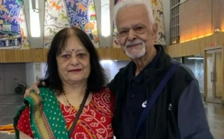 Bollywood-Enthusiast Shopkeeper Celebrated for 20 Years of Vibrant Living