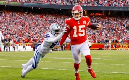 Chiefs vs Cowboys: Writers Predict Thanksgiving Showdown