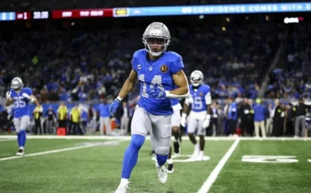 Amon-Ra St. Brown Exits Game with Ankle Injury