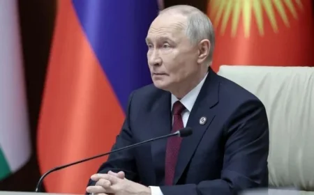 Putin Considers US Plan for Ukraine Deal but Threatens Land Seizure