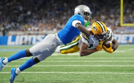 Packers Aim for NFC North Lead with Friday Win