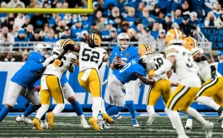 Green Bay Packers Battle Detroit Lions on Thursday, November 27