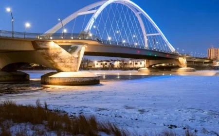 Minnesota Braces for Snowstorm Friday Night; Twin Cities Expect Heavy Snowfall