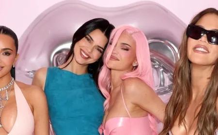 Inside the Kardashian-Jenner Family’s Thanksgiving Celebration