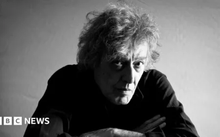 Renowned Playwright Sir Tom Stoppard Passes Away at 88
