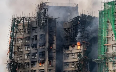 Visual Guide Details Hong Kong Fire’s Rapid Spread