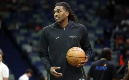 Kevon Looney Returns to Warriors, Honoring Team’s Legacy Pillar