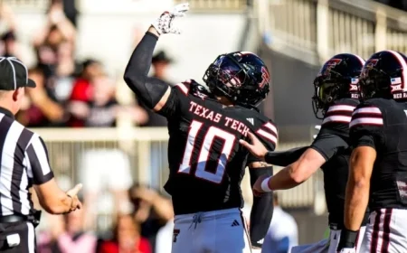 Dawgs, Ducks, Tech Rise in Poll; A&M Falls to 7th