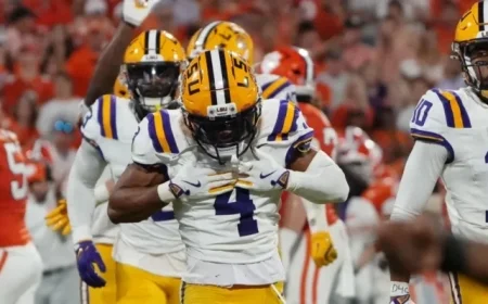 NY Giants NFL Mock Draft: PFSN Transforms 2 Top-40 Picks into 4