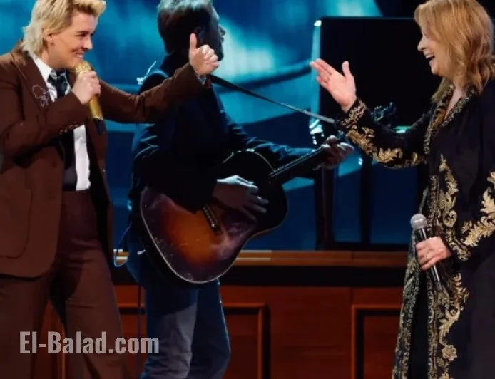 Brandi Carlile, Patty Loveless Honor Vince Gill at 2025 CMA Awards