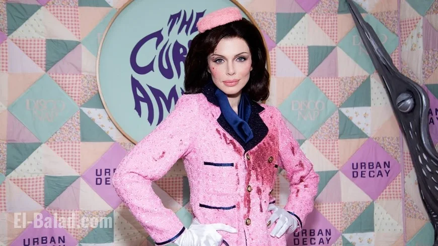 Julia Fox invokes Jackie Kennedy with blood-stained Halloween look, igniting outrage and debate