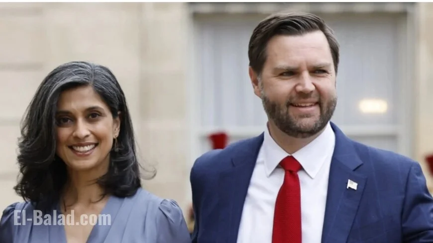 JD Vance Halloween costume turns viral meme into campaign-stage message