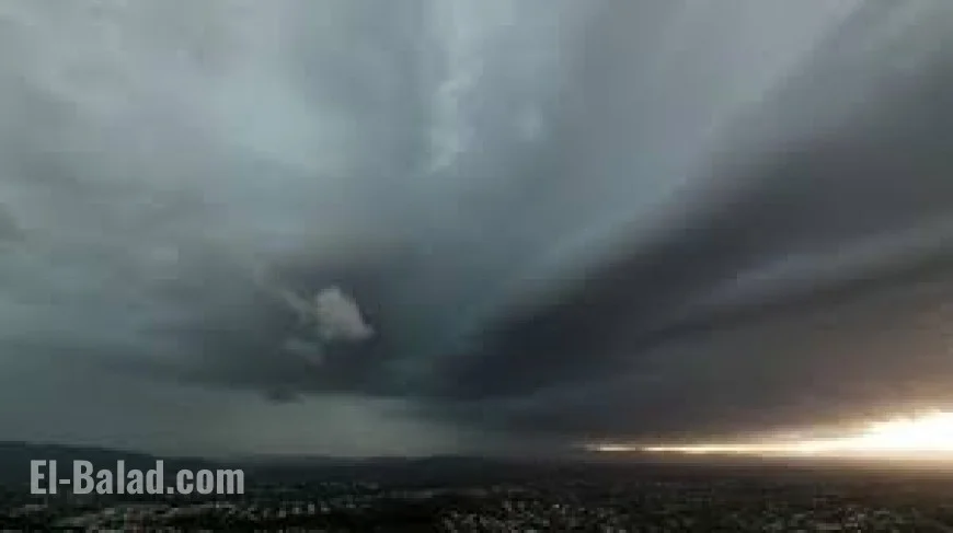 Queensland severe storms: giant hail lashes Brisbane–Gold Coast, thousands lose power; more storms possible late today