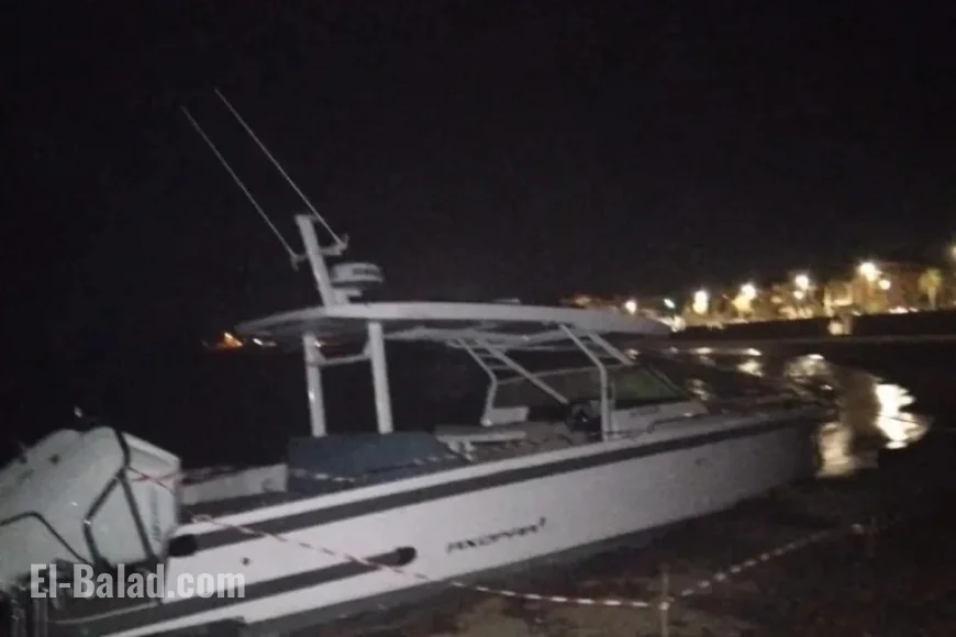 Mysterious Ghost Cabinato Washes Ashore Near Passeggiata al Mare