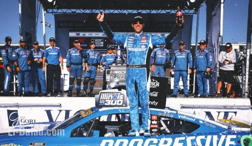 NASCAR 2025 Odds: Denny Hamlin Tops Favorites for Phoenix Race