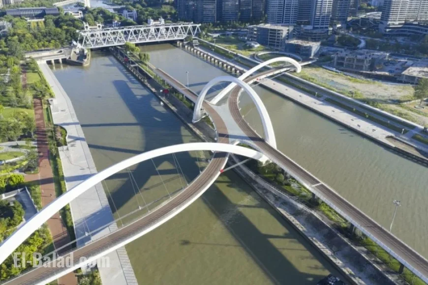 Zaha Hadid Architects Unveil Grand Canal Gateway Bridge in Hangzhou