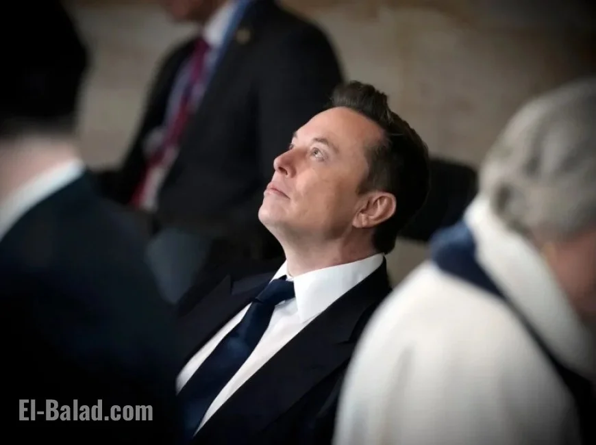 Tesla’s Master Plan 4 Lacks Details as $1T Musk Pay Vote Looms