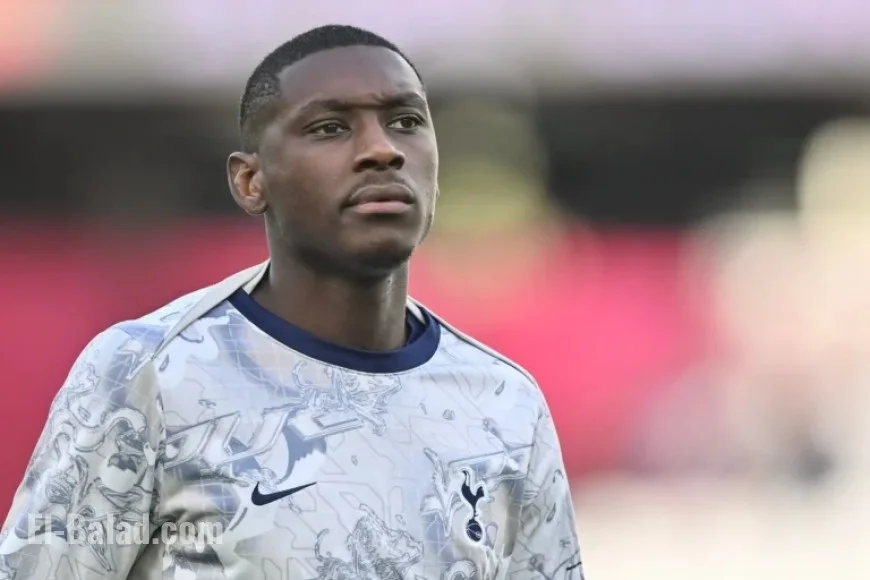 Thomas Frank Faces Crucial Decision on Randal Kolo Muani’s Tottenham Role